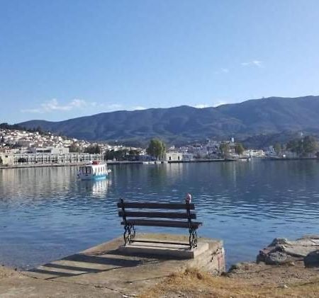 Apartamento Sunray Studio In Poros Poros Town Exterior foto