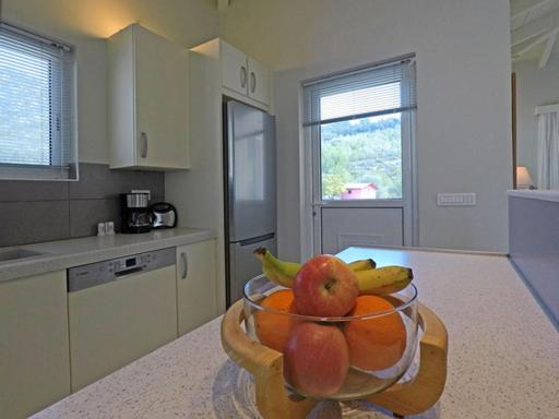 Apartamento Sunray Studio In Poros Poros Town Exterior foto